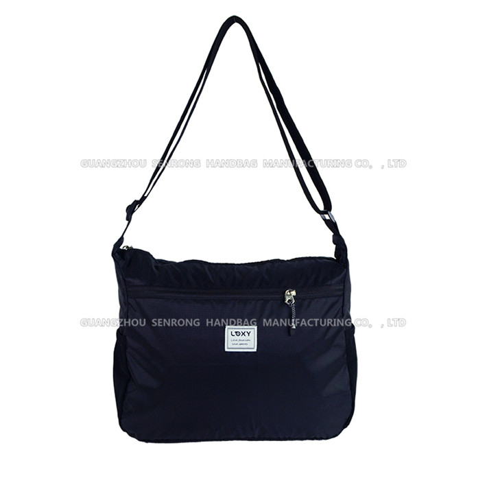 2017運(yùn)動包定制定做